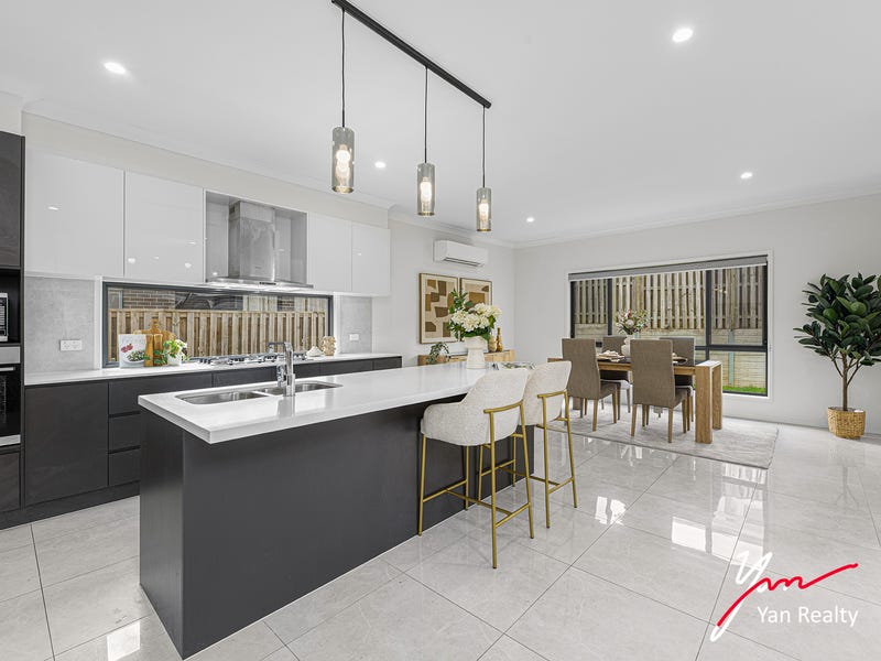 18 Raptor Street, Rochedale