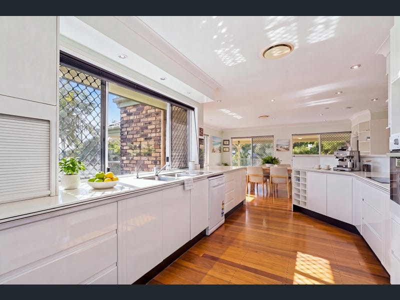 95 Skyline Terrace, Burleigh Heads