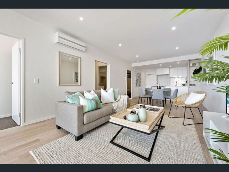 122/29 Rochat Avenue, Banyo