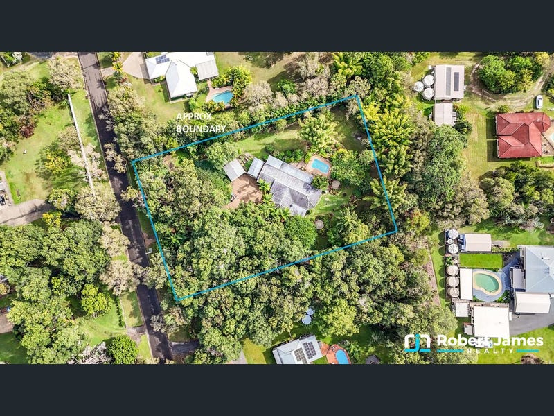 90 Woodhaven Way, Cooroibah