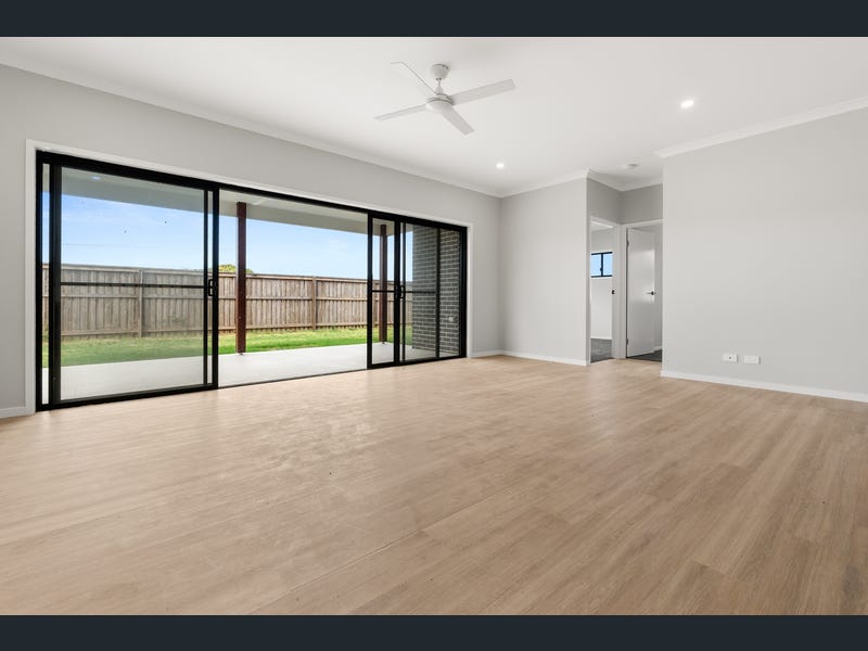 17 Mataranka Circuit, Nikenbah