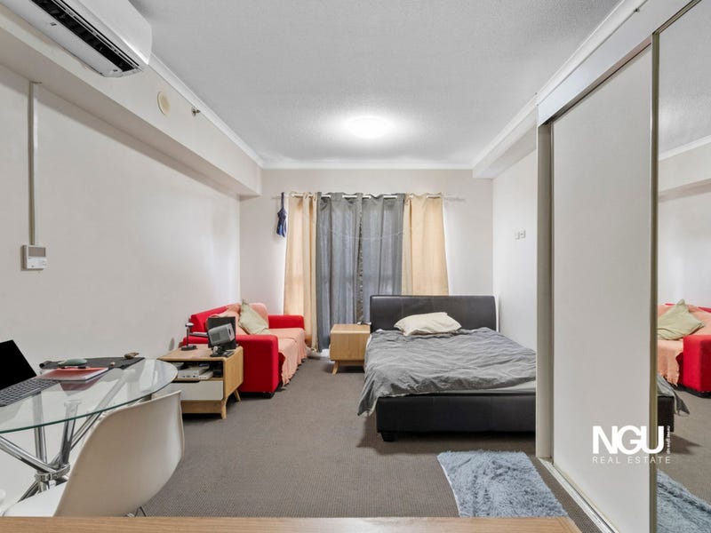 608/11 Ellenborough Street, Woodend