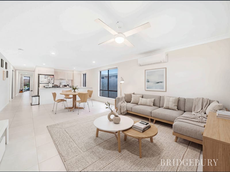 4 River Gum Street, Griffin
