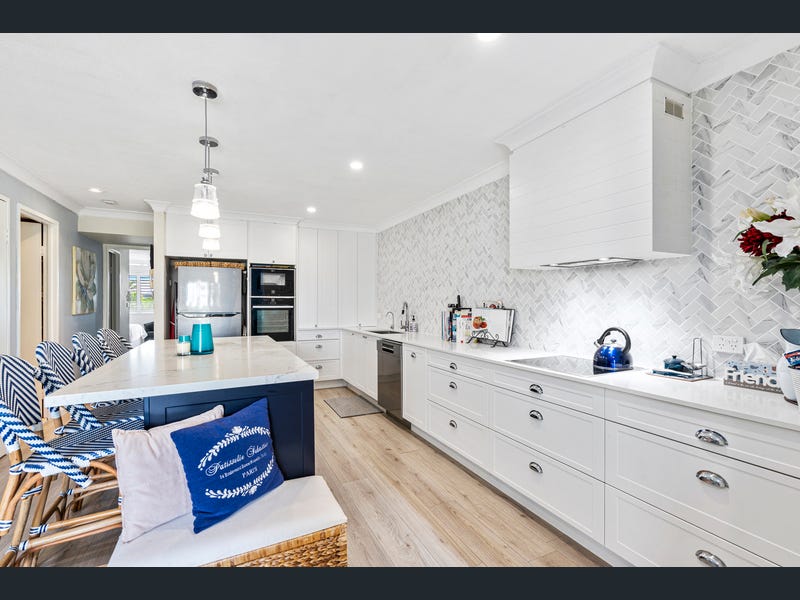50/37 Bayview Street, Runaway Bay