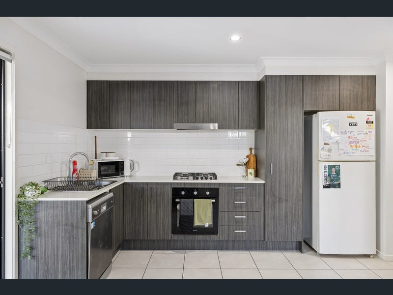 39 Christie Crescent, Bellbird Park