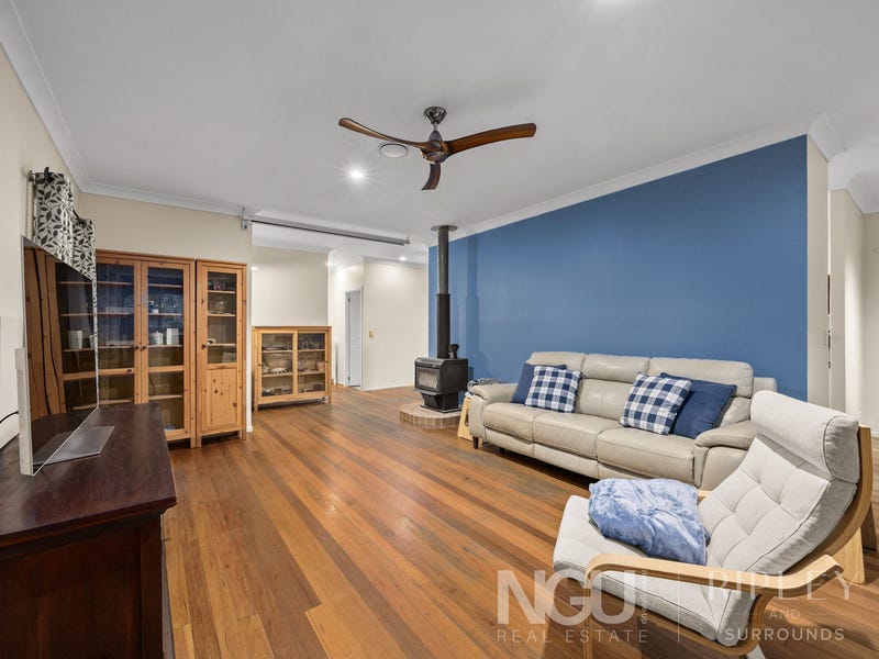 19 Glen Ruther Court, Mount Crosby