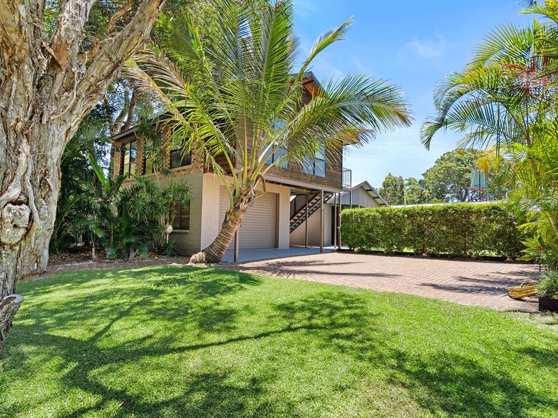 92 Midgen Street, Kooringal