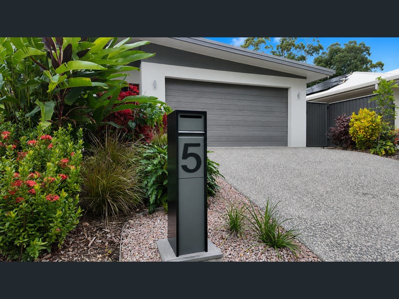 5 Horseshoe Court, Clifton Beach