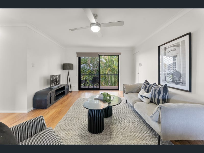 2/59 Noble Street, Clayfield