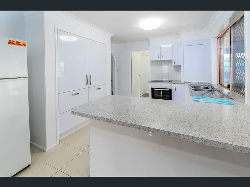 18 Intrepid Court, Beachmere