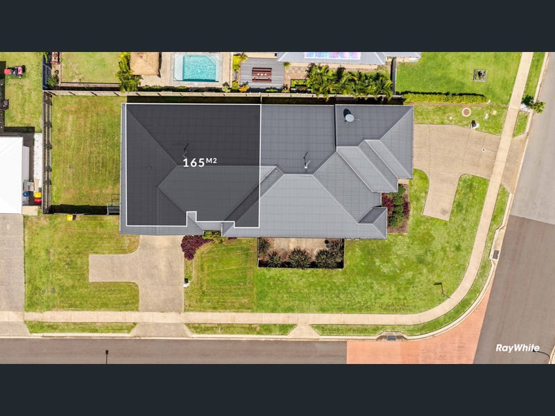2 Lamond Place, Bargara