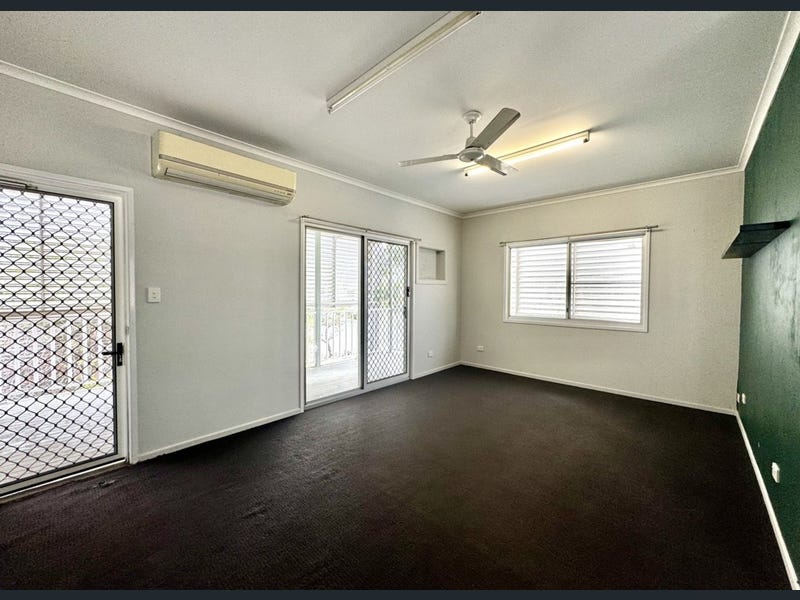 41 CLEMENTS Street, Moranbah
