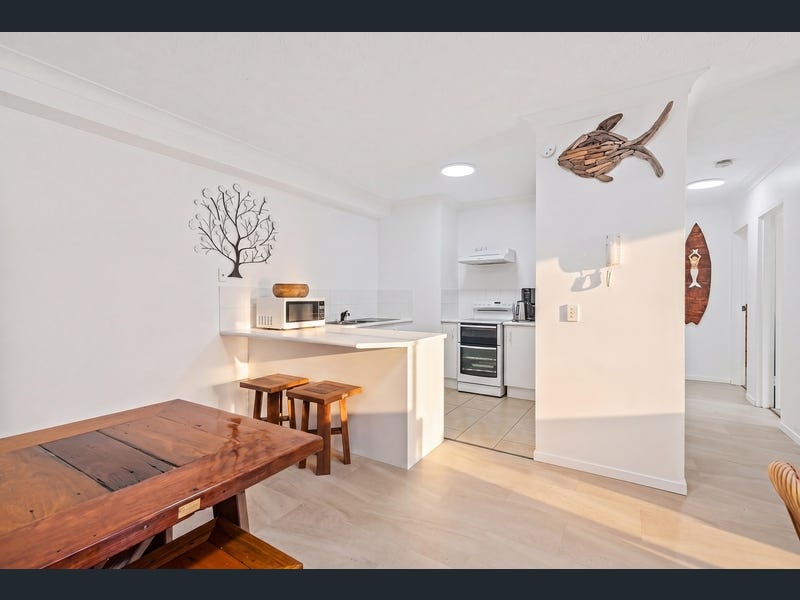 3/3 Clancy Court, Tugun
