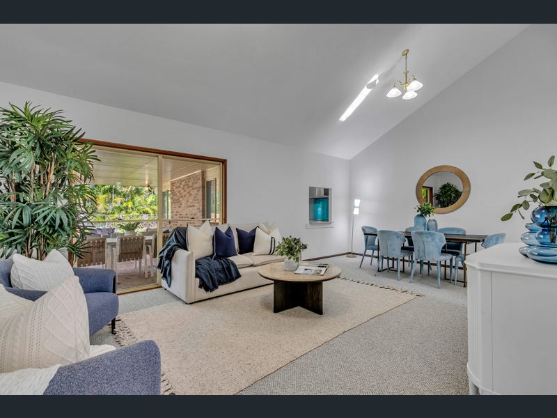 1 Wattlebrush Close, Bellbowrie