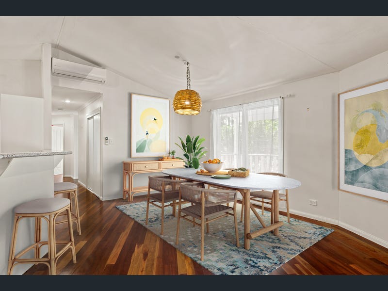 6 AMBERLY Circle, Little Mountain