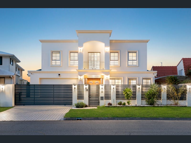 22 Erave Avenue, Runaway Bay