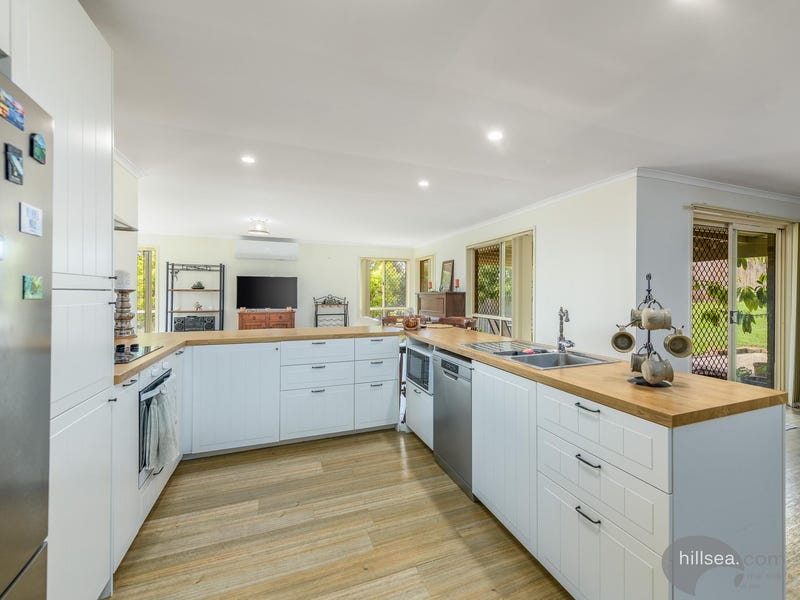 4 Dalby Court, Helensvale