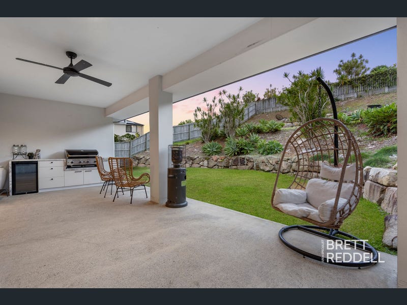 24 Meander Court, Ormeau Hills