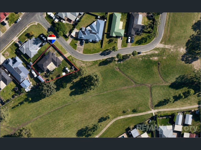 4 Beatrice Place, Burpengary