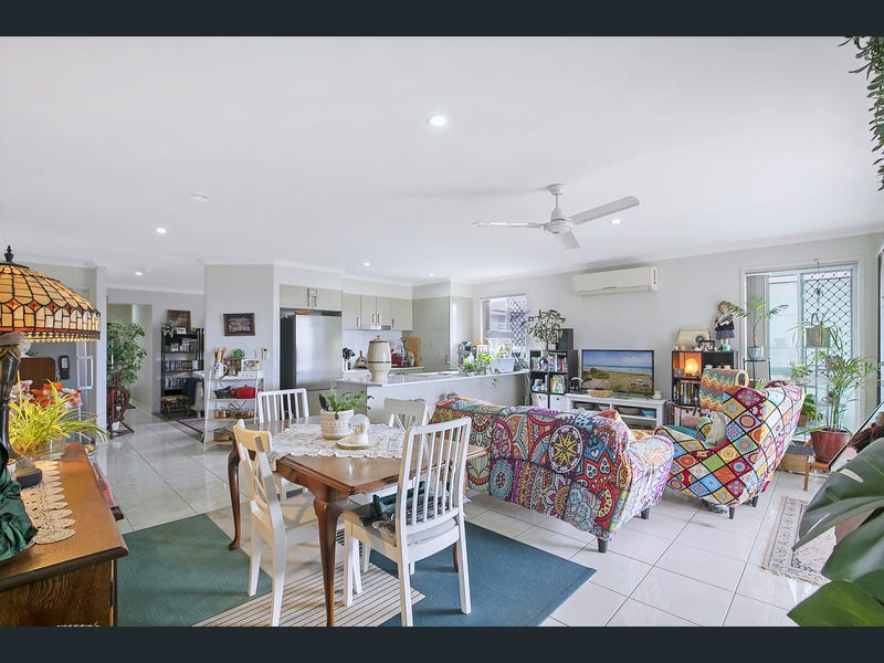72 Fern Parade, Griffin