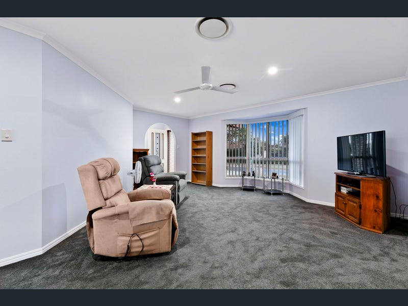 11 Sharyn Court, Point Vernon