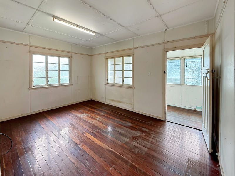 396 Rhodes Street, Koongal