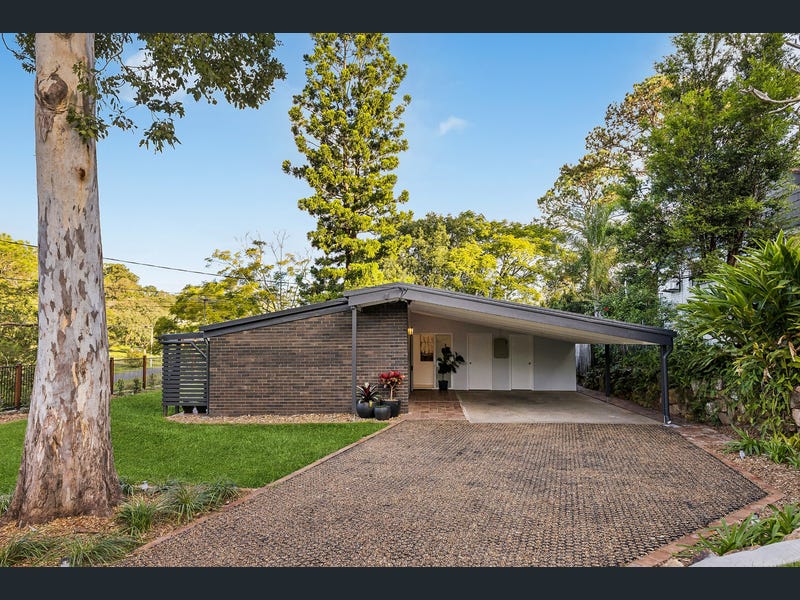 4 Eddystone Road, Corinda