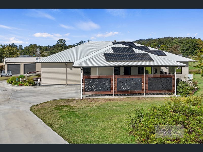 42 Friesian Court, Chatsworth