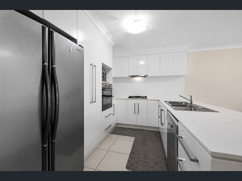 2/152 Kearney Street, Kearneys Spring