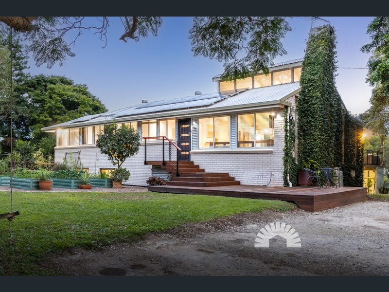 54 Wade Road, Bellmere