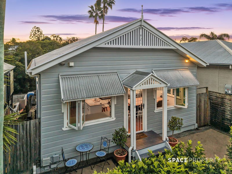 23 Middle Street, Highgate Hill