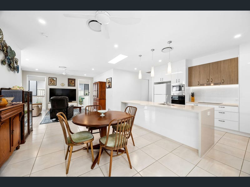 141/6 Charlston Place, Kuluin