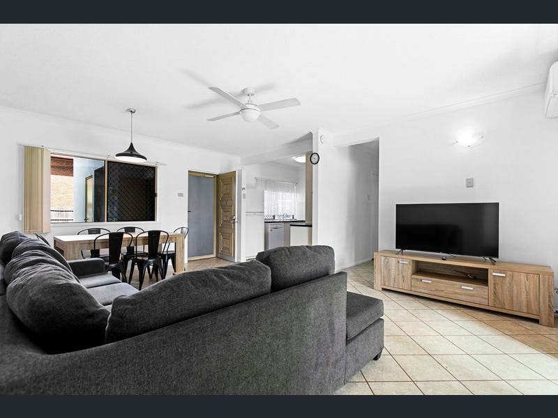 1/3 Beach Road, Pialba