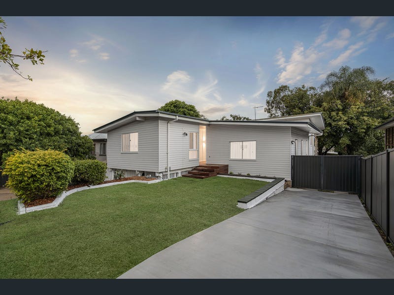 17 Barrington Street, Banyo