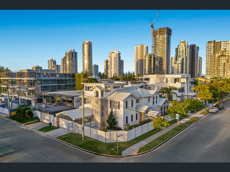 15 Rankin Parade, Main Beach
