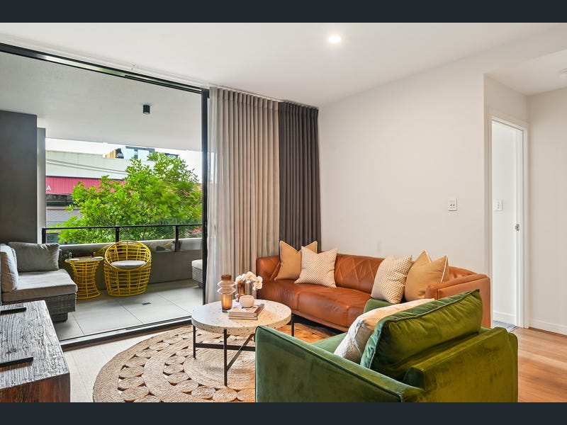 205/5 Waterloo Street, East Brisbane