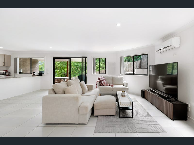 3/114 Wunburra Circle, Pacific Pines