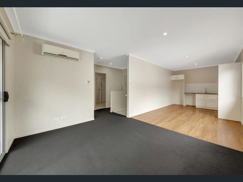 15/1 Collins Ln, Kin Kora