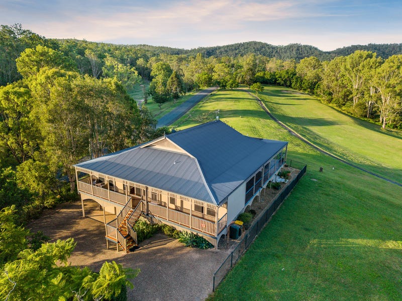 2A Bobby Jones Court, Kooralbyn