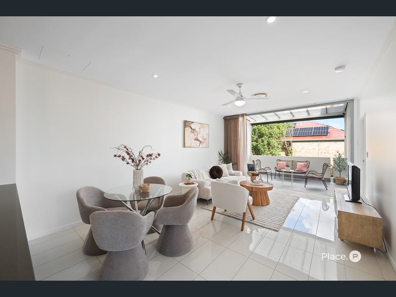 8/64 Barton Road, Hawthorne
