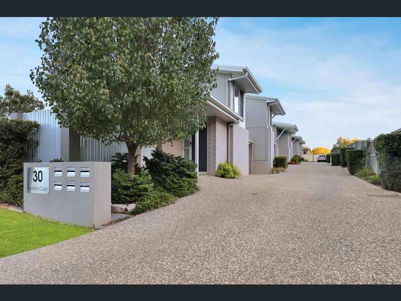 6/30 Swallow Court, Newtown