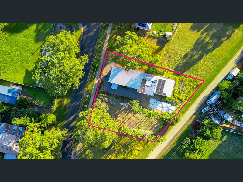 56-58 Lucas Drive, Lamb Island