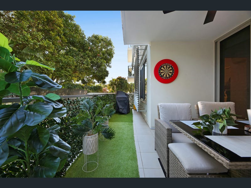 1122/6-8 Waterford Court, Bundall