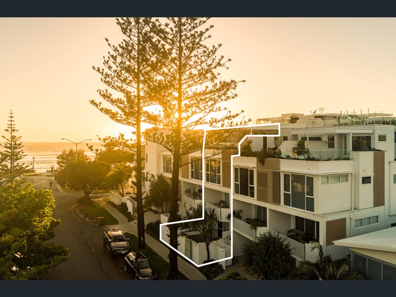 5/4 Wyberba Street, Tugun