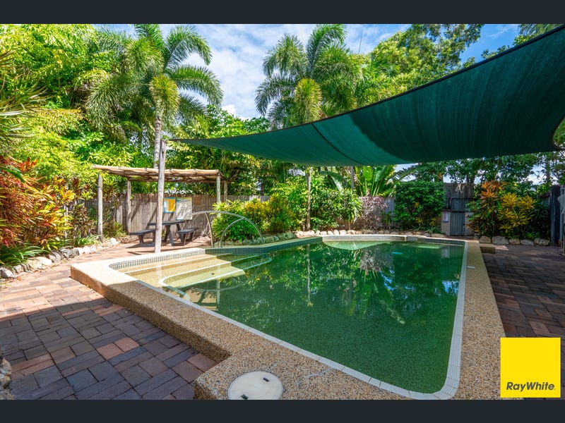 30/21-31 Poinciana Street, Holloways Beach