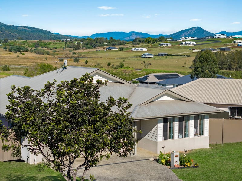 12 Makayla Drive, Kalbar