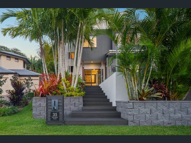 35 Balnaves Place, Mitchelton