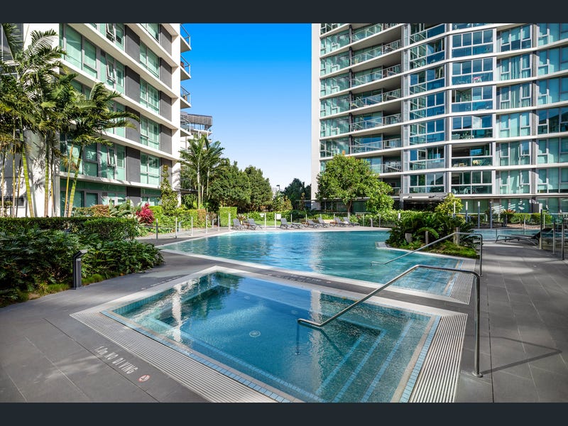 21304/8 Hercules Street, Hamilton