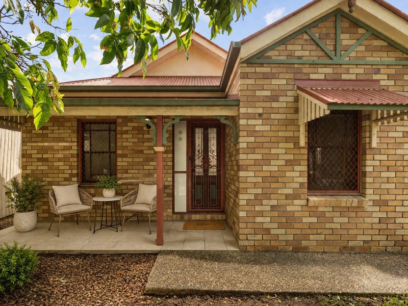 17 Orchard Crescent, Springfield Lakes