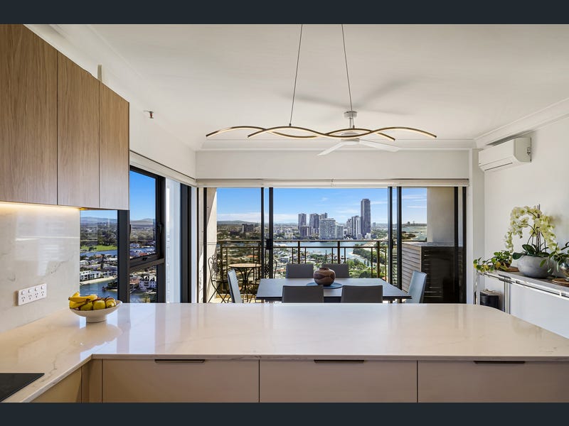 133/8 Admiralty Drive, Paradise Waters